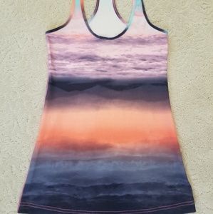 Super rare lululemon crb